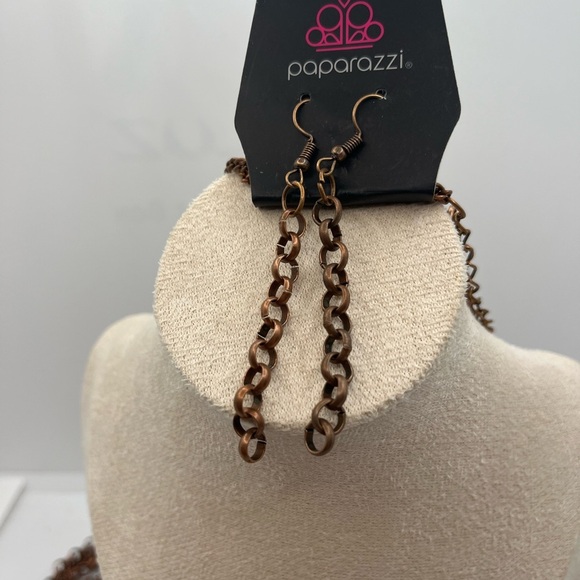 4 for $8 paparazzi jewelry new - Picture 8 of 9